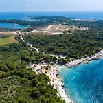 Complex Of 2 Olivia-mar, 2 Private Pools, Up To 20 Persons Only 200m From The *