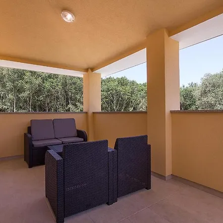 Villa Complex Of 2 Olivia-mar, 2 Private Pools, Up To 20 Persons Only 200m From The *