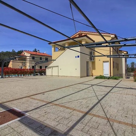 Complex Of 2 Olivia-mar, 2 Private Pools, Up To 20 Persons Only 200m From The