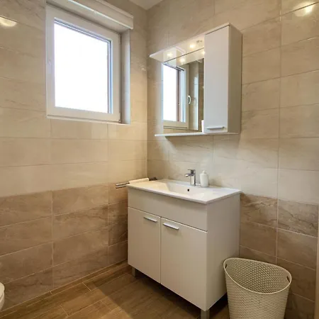 Complex Of 2 Olivia-mar, 2 Private Pools, Up To 20 Persons Only 200m From The Вилла