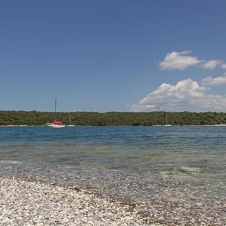 Complex Of 2 Olivia-mar, 2 Private Pools, Up To 20 Persons Only 200m From The Villa Banjole